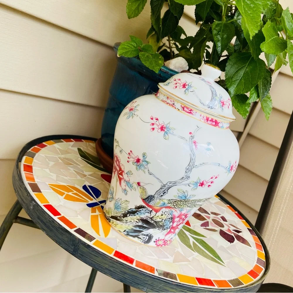 NWT Hand Painted Urn/Vessel Featuring Pheasants,Flowers,Foliage,Detailed Designs
